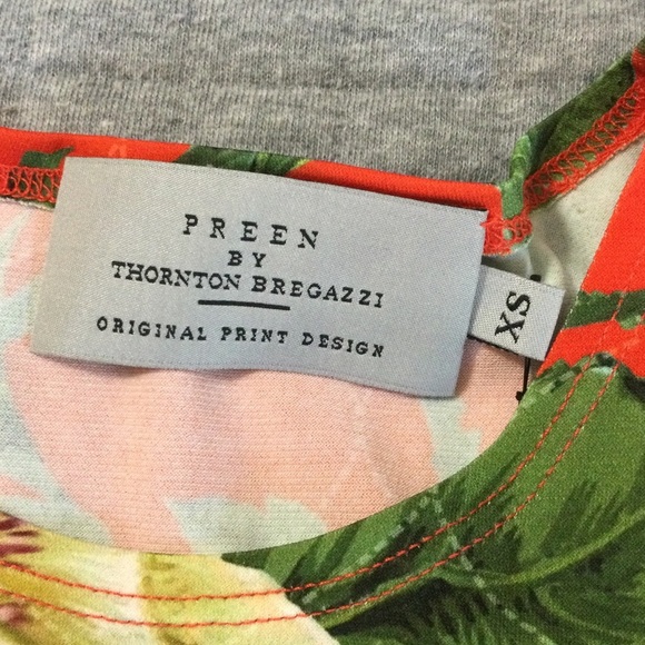 Preen Red Lotus Flower Xandria Stretch Top Size XS - Picture 7 of 11